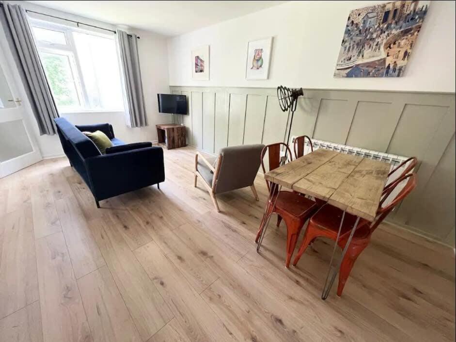 Montague Central One Bedroom Flat With Parking Бристол Екстериор снимка